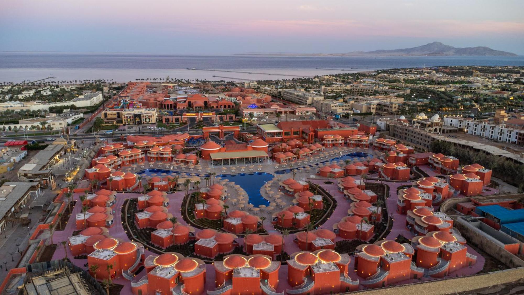 Pickalbatros Laguna Club Resort Sharm El Sheikh Bagian luar foto Aerial view of the resort